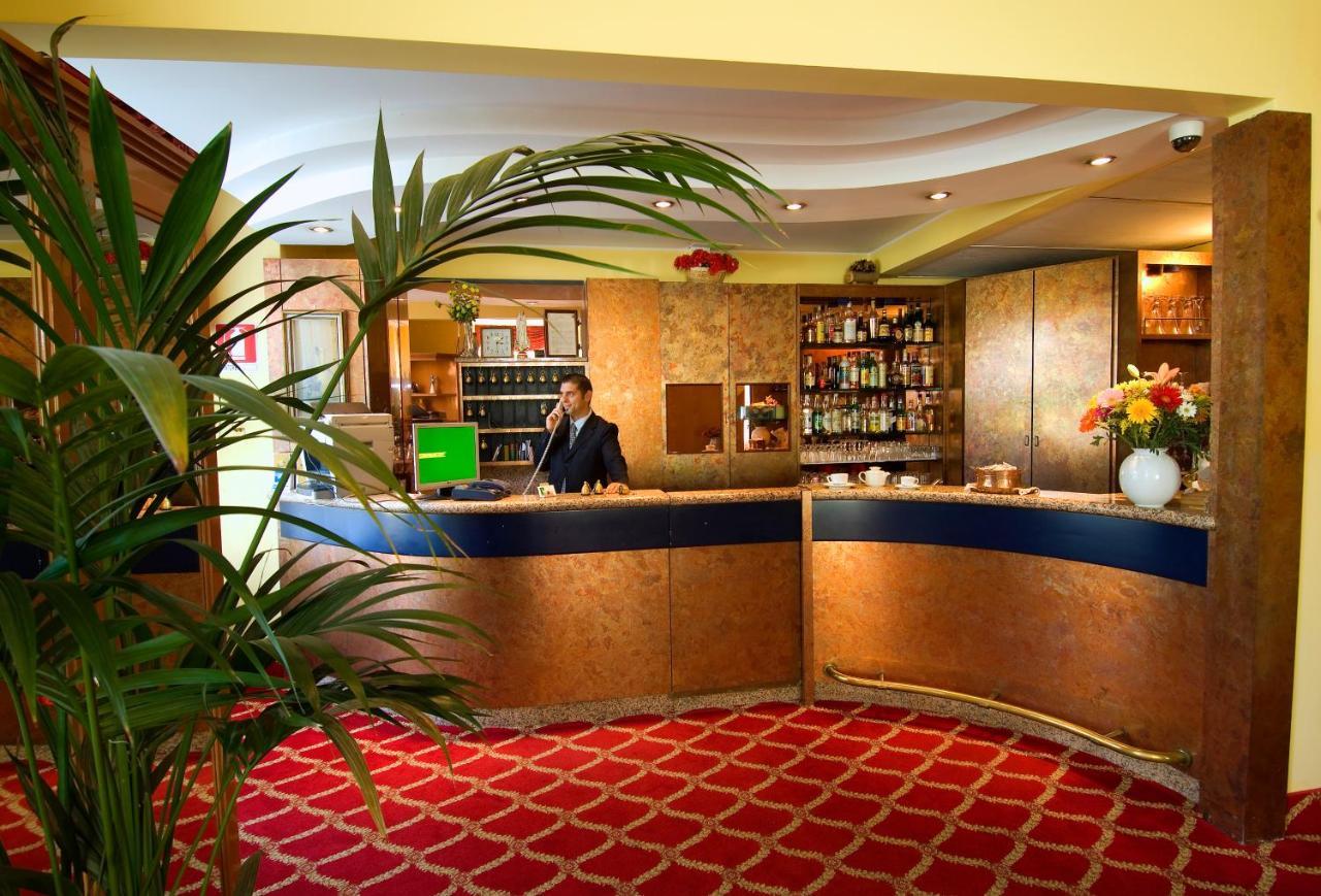 Hotel Cinque Giornate Milán Exterior foto